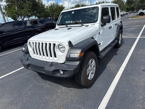2022 Jeep Wrangler Unlimited Sport