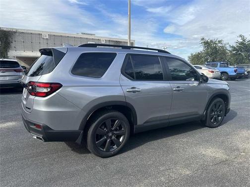 2025 Honda Pilot Sport