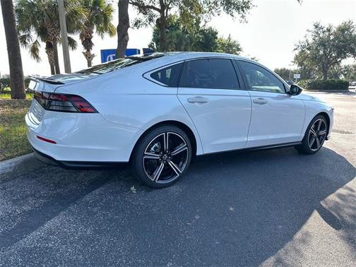 2025 Honda Accord Hybrid Base