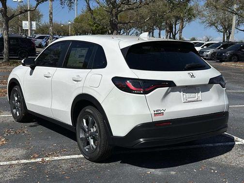 Platinum White 2026 Honda HR-V LX