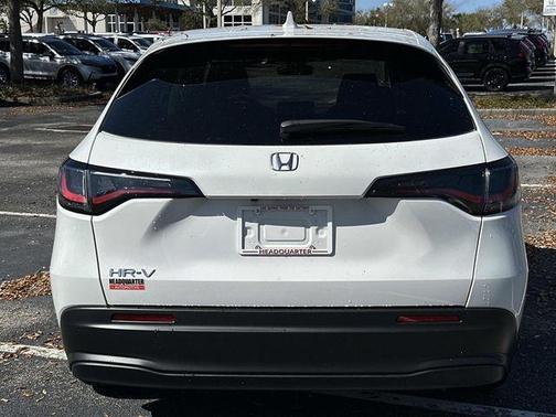 Platinum White 2026 Honda HR-V LX