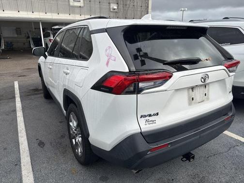 2020 Toyota RAV4 XLE Premium