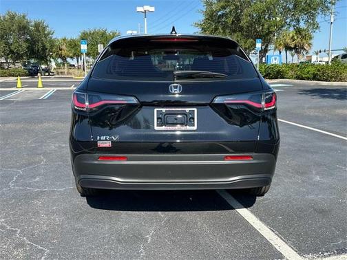 2025 Honda HR-V LX
