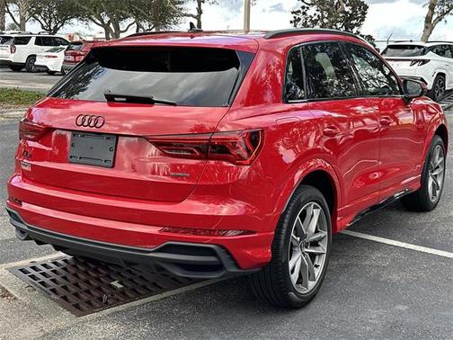 2023 Audi Q3 Premium