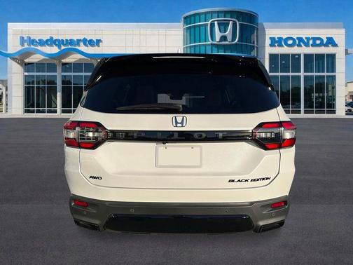 Platinum White 2026 Honda Pilot Black Edition
