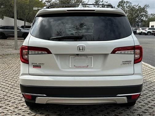 2020 Honda Pilot Touring 8-Passenger