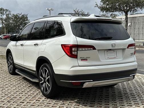 2020 Honda Pilot Touring 8-Passenger