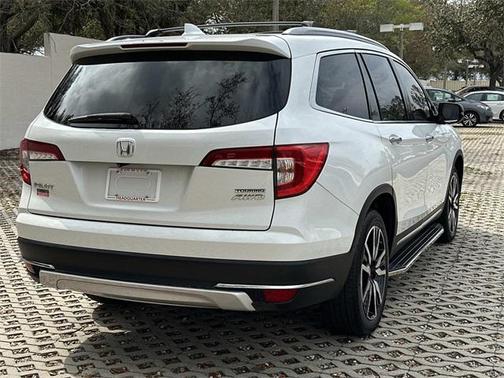 2020 Honda Pilot Touring 8-Passenger