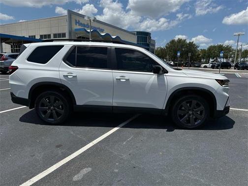 2025 Honda Pilot Sport