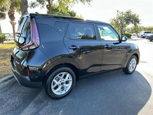 2025 Kia Soul S
