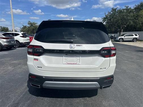 2025 Honda Pilot Elite