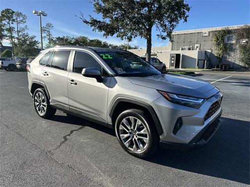 2022 Toyota RAV4 XLE Premium