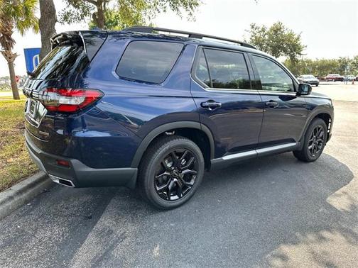 2025 Honda Pilot Touring 8-Passenger