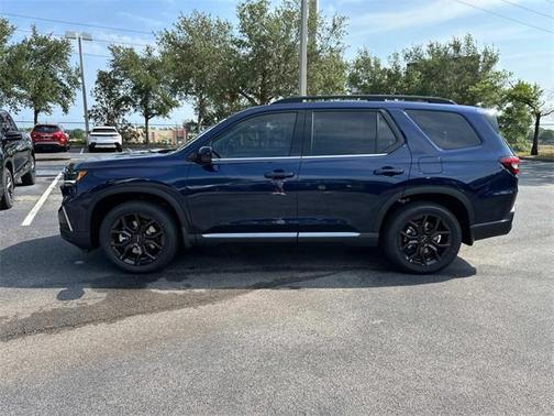 2025 Honda Pilot Touring 8-Passenger