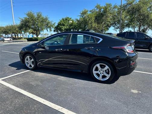 2018 Chevrolet Volt LT