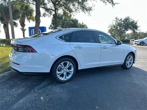 2025 Honda Accord LX 1.5T