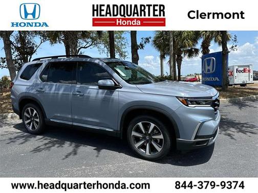 2025 Honda Pilot Touring 8-Passenger