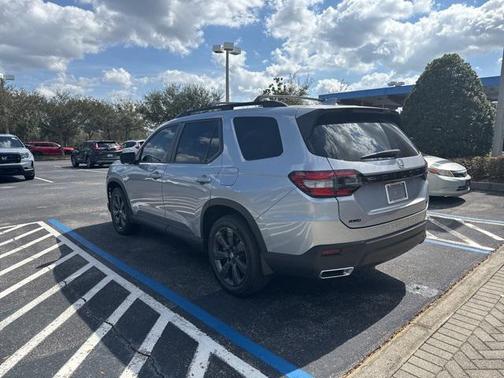 2024 Honda Pilot Sport