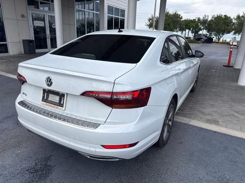 2019 Volkswagen Jetta 1.4T R-Line