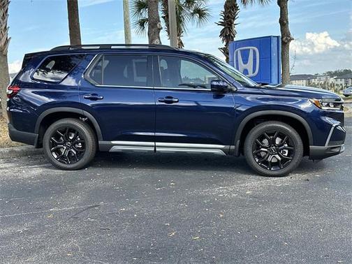 2025 Honda Pilot Touring 8-Passenger