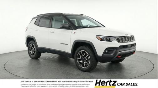 Bright White Clearcoat 2025 Jeep Compass Trailhawk