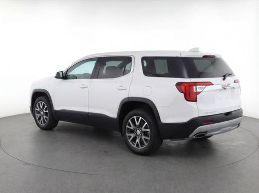 White 2023 GMC Acadia AWD SLT