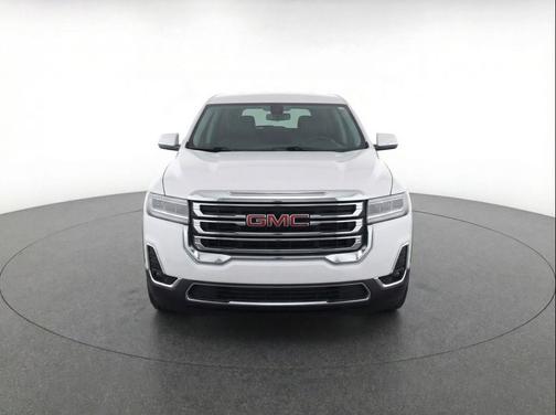 White 2023 GMC Acadia AWD SLT
