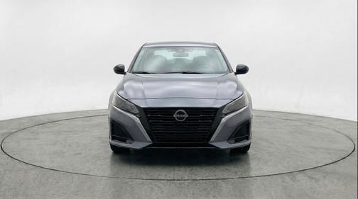 Gun Metallic 2025 Nissan Altima SV FWD