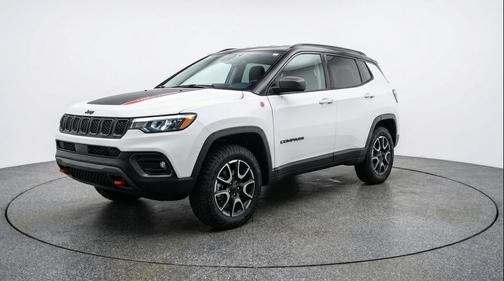 2025 Jeep Compass Trailhawk