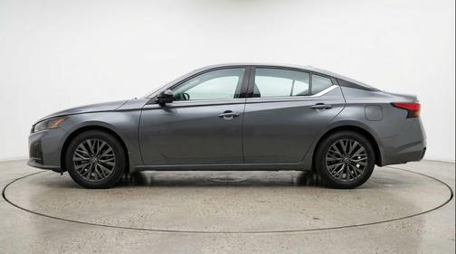 Gun Metallic 2025 Nissan Altima SV FWD