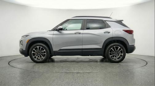 Sterling Gray Metallic 2025 Chevrolet Trailblazer LT
