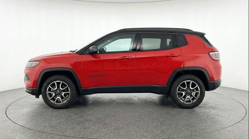 Red Hot Pearlcoat 2025 Jeep Compass Trailhawk