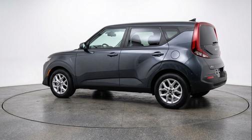 Gravity Gray 2025 Kia Soul LX
