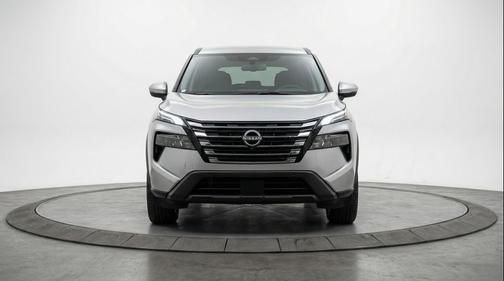 Brilliant Silver Metallic 2025 Nissan Rogue SV