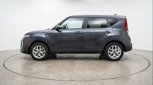 Gravity Gray 2025 Kia Soul LX