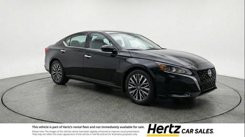 Super Black 2025 Nissan Altima SV FWD
