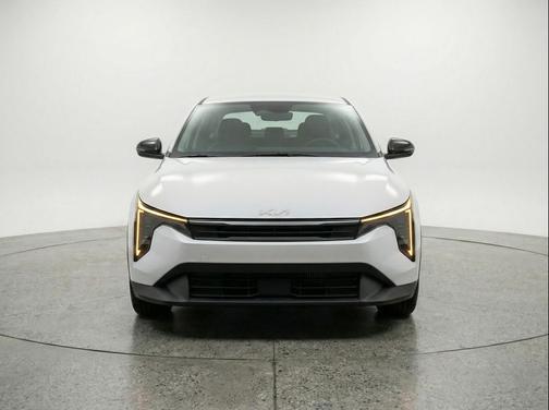 Snow White Pearl 2025 Kia K4 LXS