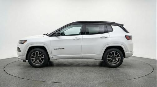Bright White Clearcoat 2025 Jeep Compass Trailhawk