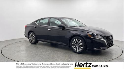 Super Black 2025 Nissan Altima SV FWD