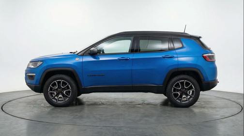 Hydro Blue Pearlcoat 2025 Jeep Compass Trailhawk