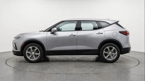 Sterling Gray Metallic 2025 Chevrolet Blazer 2LT