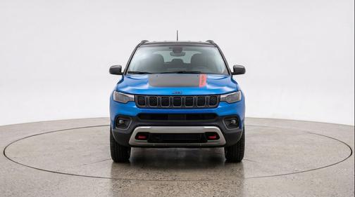 Hydro Blue Pearlcoat 2025 Jeep Compass Trailhawk