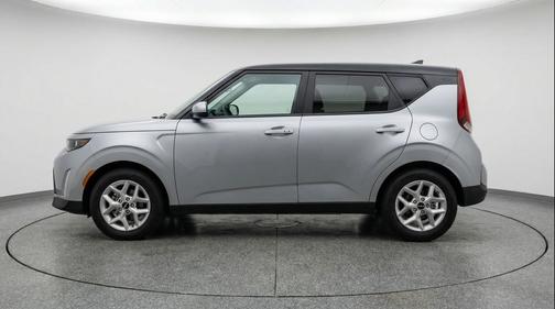Steel Gray 2025 Kia Soul LX