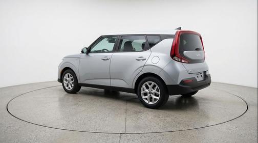 Steel Gray 2025 Kia Soul LX