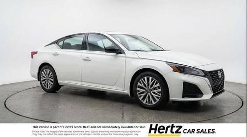 Glacier White 2025 Nissan Altima SV FWD