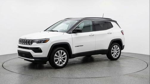 Bright White Clearcoat 2025 Jeep Compass Limited