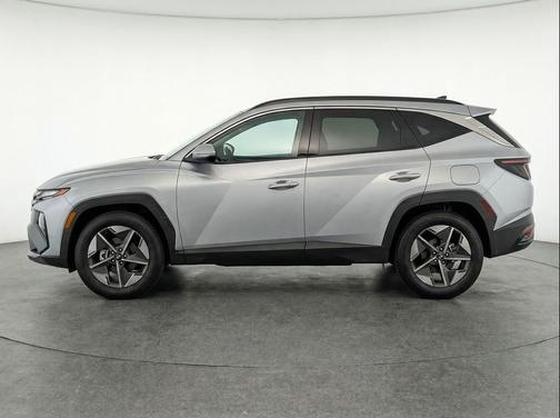 Shimmering Silver 2025 Hyundai TUCSON SEL