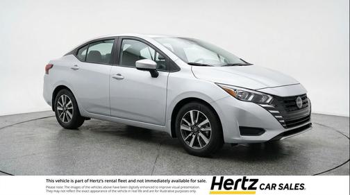 Brilliant Silver Metallic 2025 Nissan Versa 1.6 SV