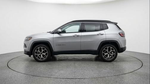 Silver Zynith Metallic Clearcoat 2025 Jeep Compass Limited