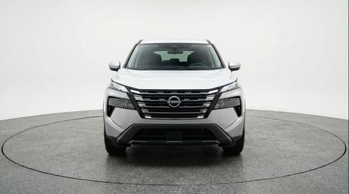 Brilliant Silver Metallic 2025 Nissan Rogue SV